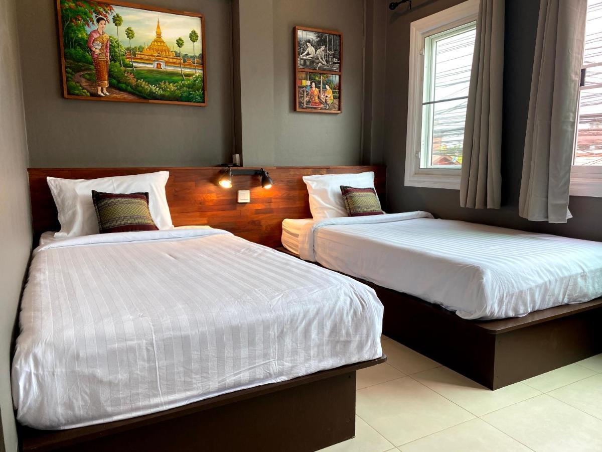 Patuxay Place Vientiane Luaran gambar