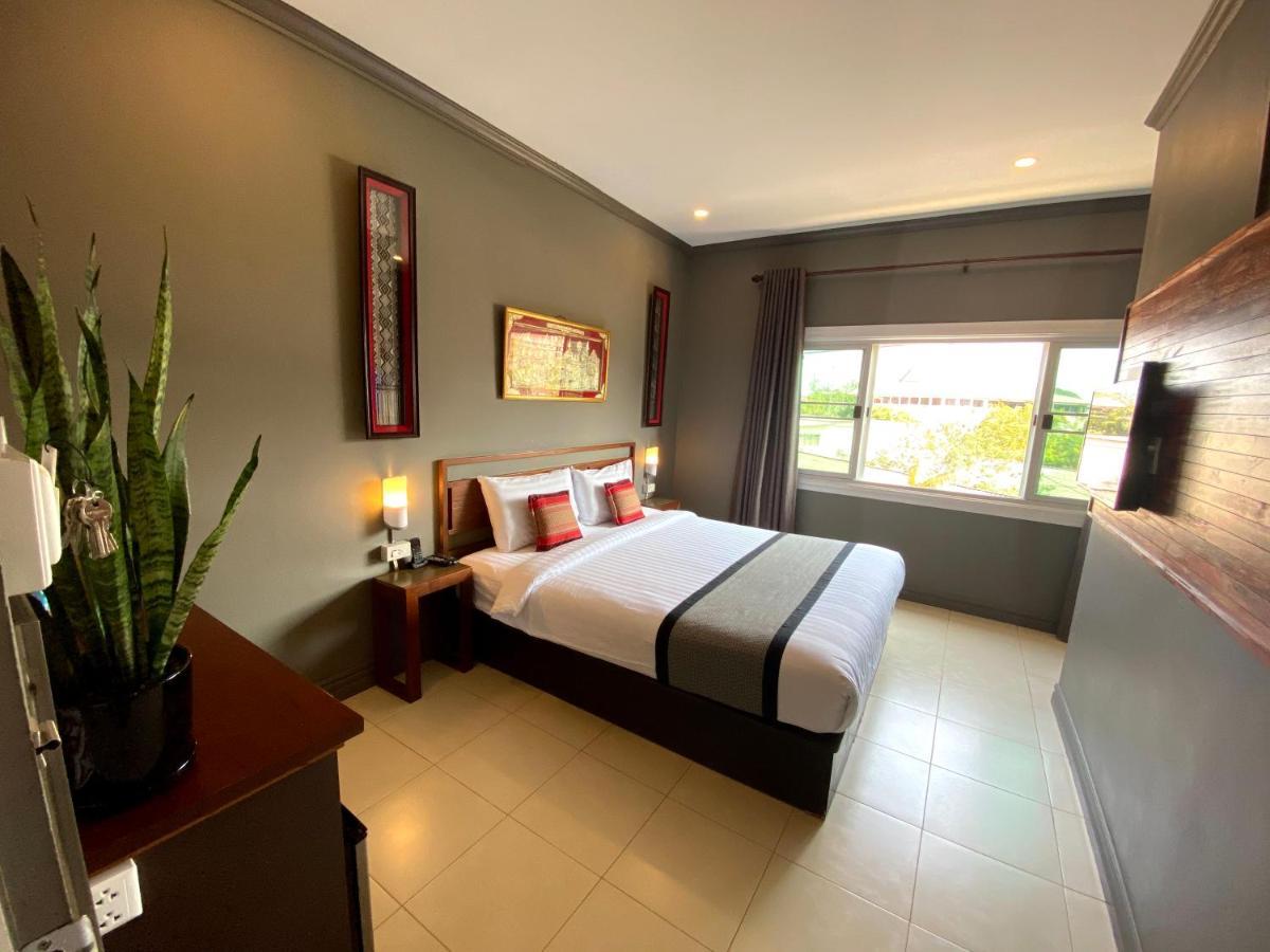 Patuxay Place Vientiane Luaran gambar